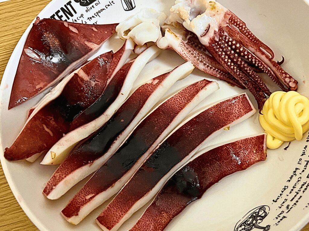 佐渡の生干しいかを焼いてマヨネーズ添え