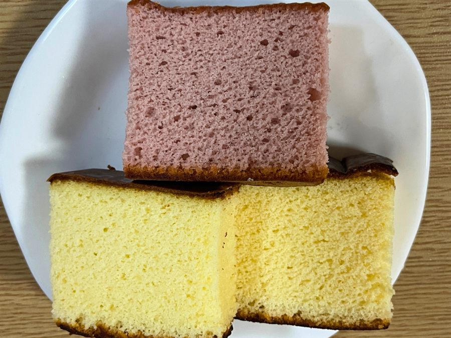 しばうま本舗カステラ3種の断面比較